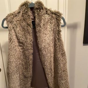 Tart Faux Fur Vest Tan and Brown Size Medium